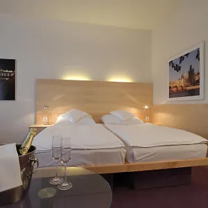 Hotel Dap, Prag
