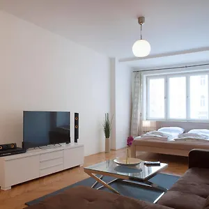 Aparthotel Dlouha - Old Town