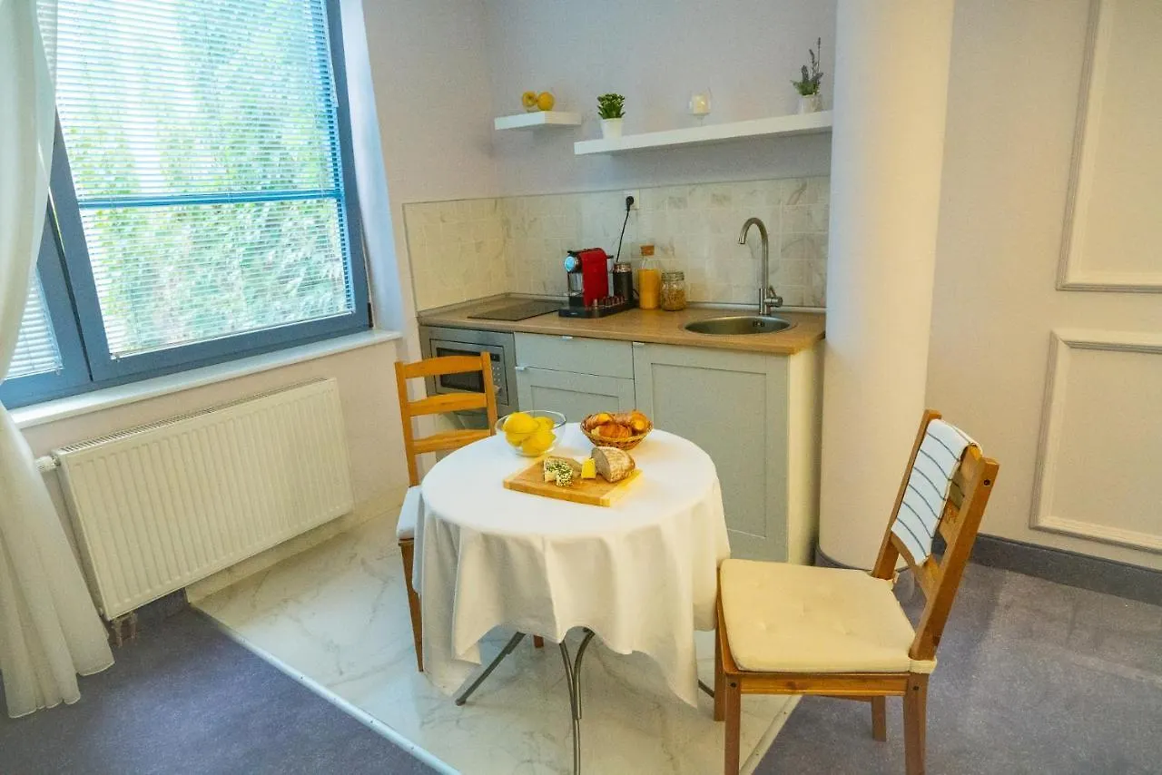 Apartments Almandine Prague