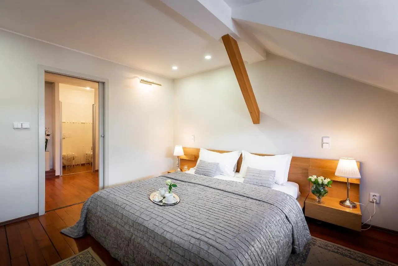 Aparthotel Apartments Almandine Prague