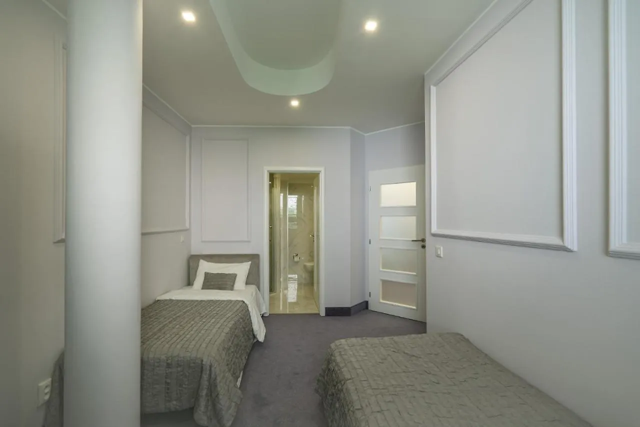 Apartments Almandine Prague 4*,